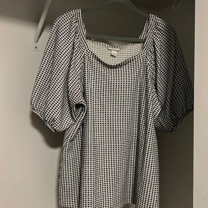 Ava & Viv Top 1X Black and White